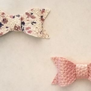 Flower and Pink Bow Set